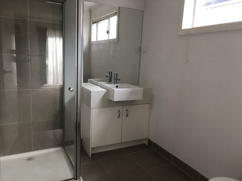 18 Glenelg Street, Clyde North VIC 3978