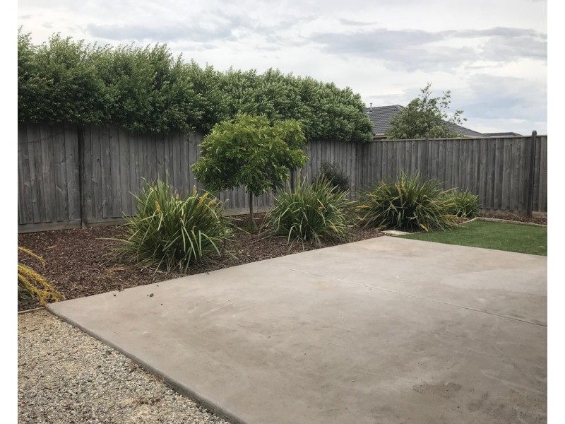 22 Glenelg Street, Clyde North VIC 3978