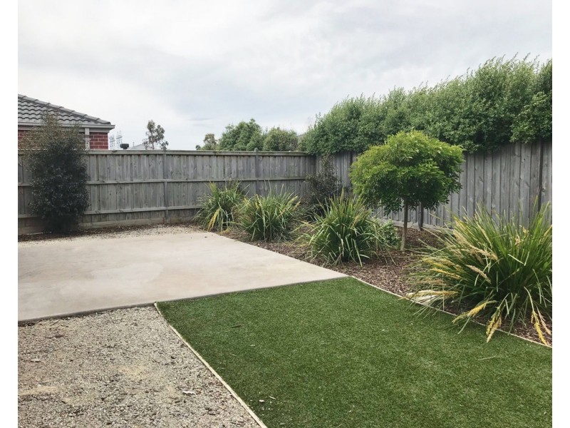 22 Glenelg Street, Clyde North VIC 3978