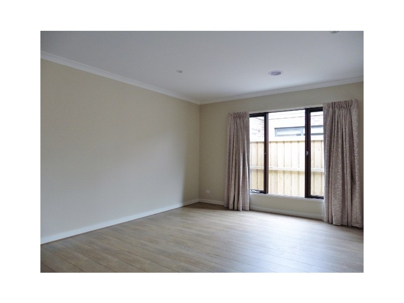 37 Lemongrove Place, Berwick VIC 3806