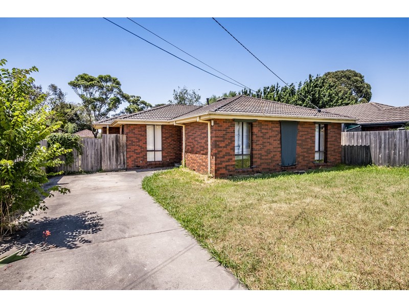 14 Arnold Street, Cranbourne VIC 3977