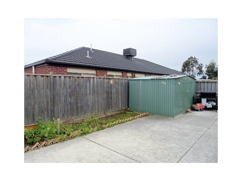 4 Staffordshire Place, Lyndhurst VIC 3975