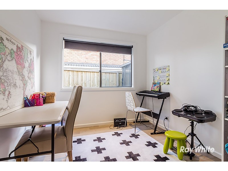 8 Porto Court, Cranbourne North VIC 3977