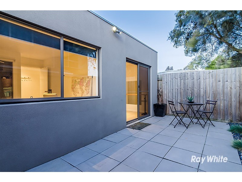 8 Porto Court, Cranbourne North VIC 3977