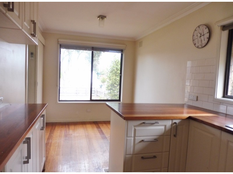 37 Cochrane Street, Cranbourne VIC 3977