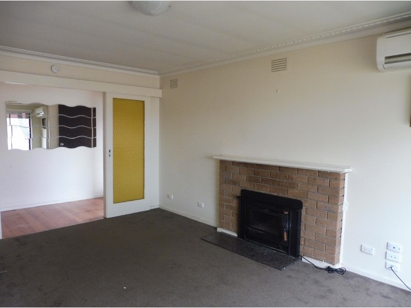 37 Cochrane Street, Cranbourne VIC 3977