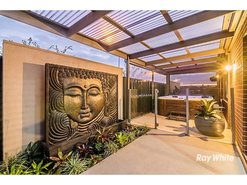 85 Atlas Drive, Cranbourne West VIC 3977