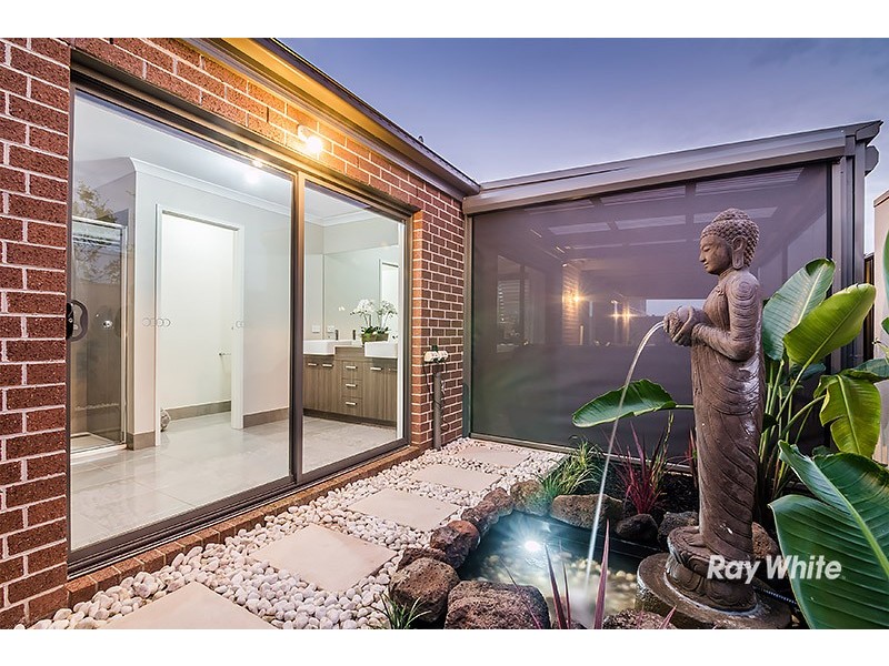 85 Atlas Drive, Cranbourne West VIC 3977