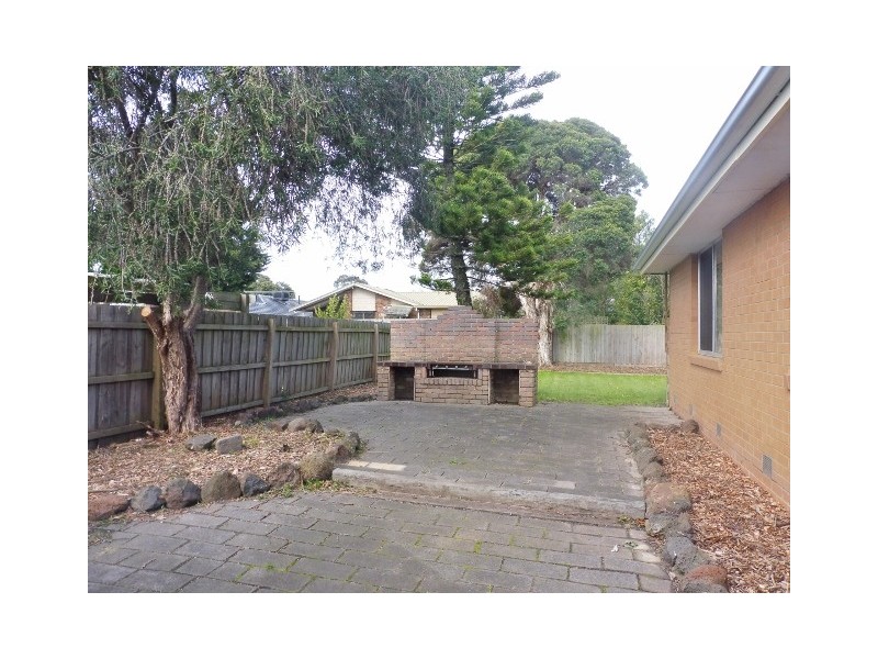 138 Monahans Road, Cranbourne VIC 3977