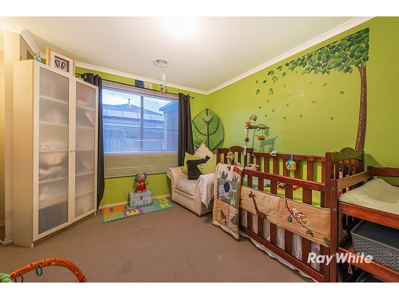 36 Flash Dan Drive, Cranbourne East VIC 3977