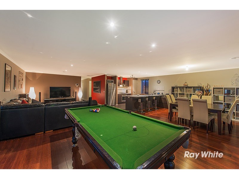 36 Flash Dan Drive, Cranbourne East VIC 3977