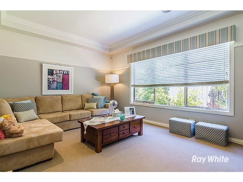 11 Fortuna Crescent, Cranbourne West VIC 3977