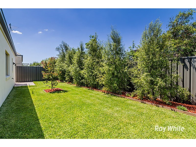 11 Fortuna Crescent, Cranbourne West VIC 3977