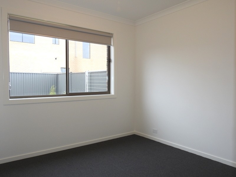 7 Almondbank Road, Cranbourne East VIC 3977