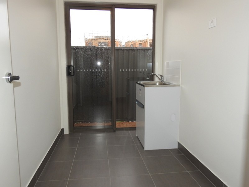 7 Almondbank Road, Cranbourne East VIC 3977