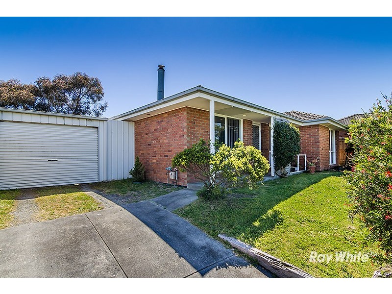 3 Godwin Crescent, Cranbourne North VIC 3977