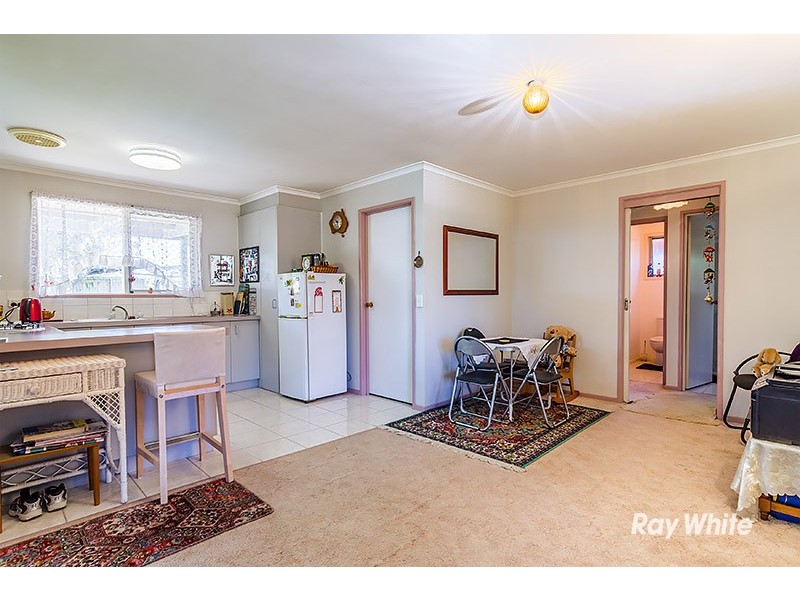 3 Godwin Crescent, Cranbourne North VIC 3977