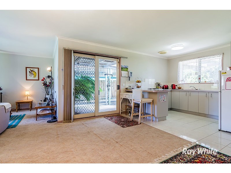 3 Godwin Crescent, Cranbourne North VIC 3977