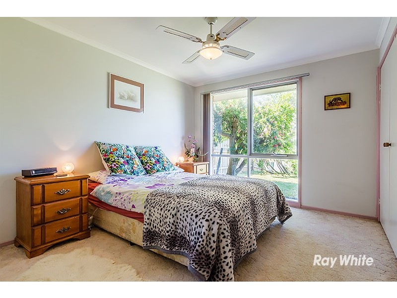 3 Godwin Crescent, Cranbourne North VIC 3977