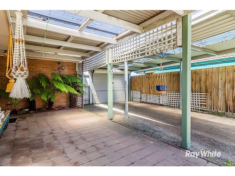 3 Godwin Crescent, Cranbourne North VIC 3977