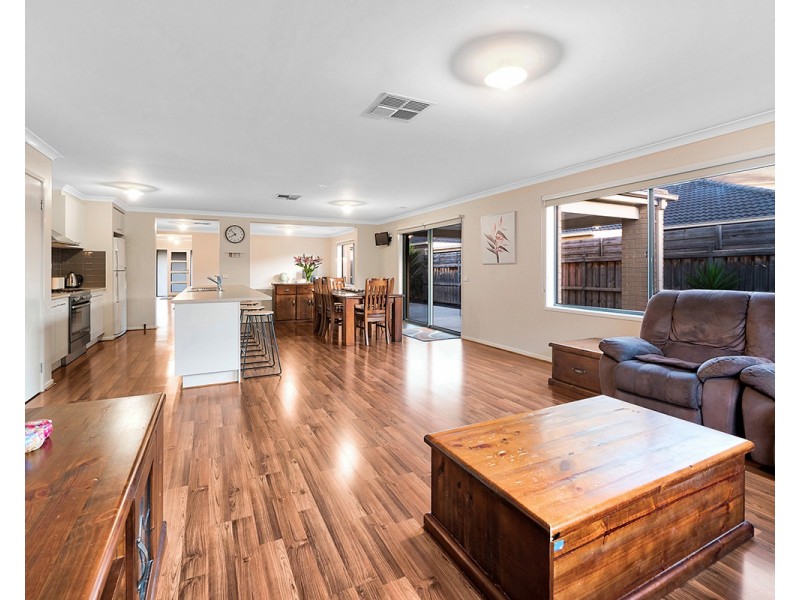 80 Glenelg Street, Clyde North VIC 3978