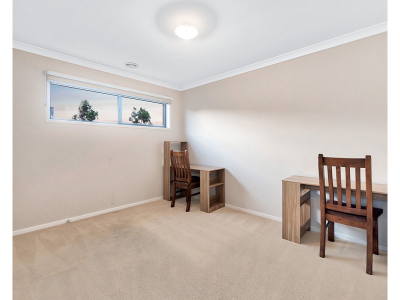 80 Glenelg Street, Clyde North VIC 3978
