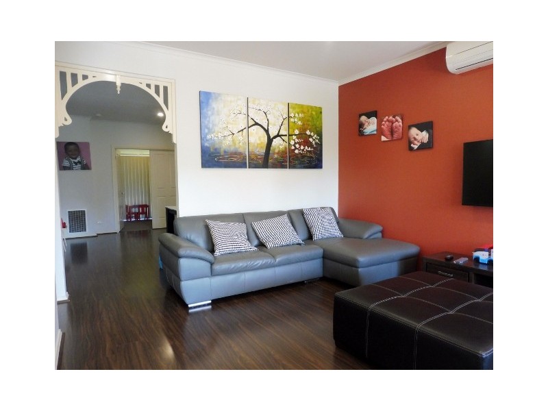 7 Paterson Drive, Lynbrook VIC 3975