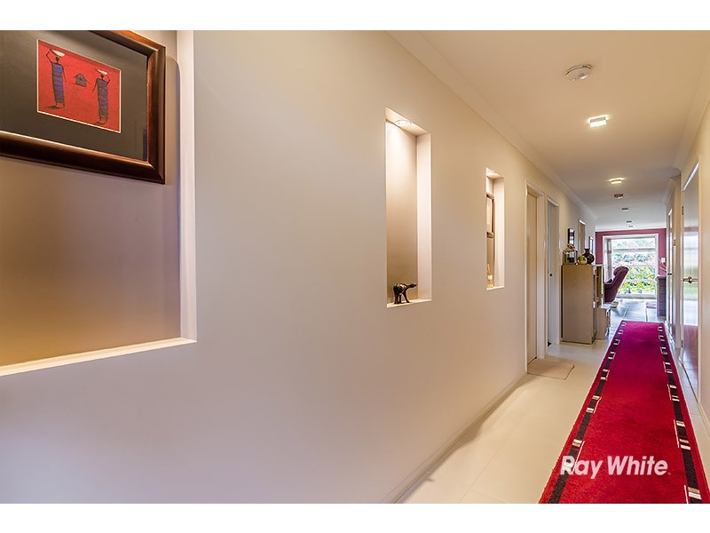 5 Medusa Court, Cranbourne VIC 3977