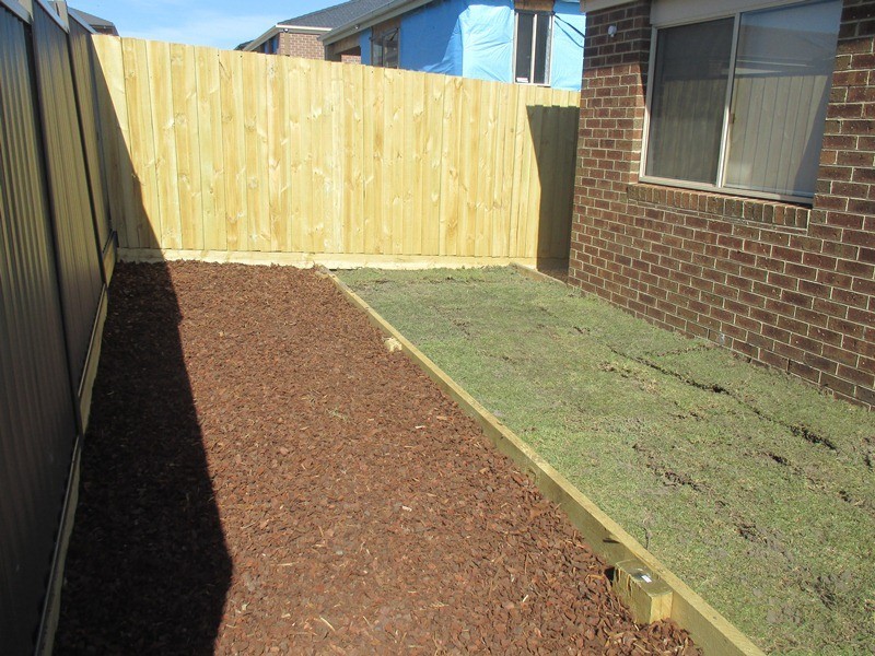 60 Genevieve Circuit, Cranbourne East VIC 3977