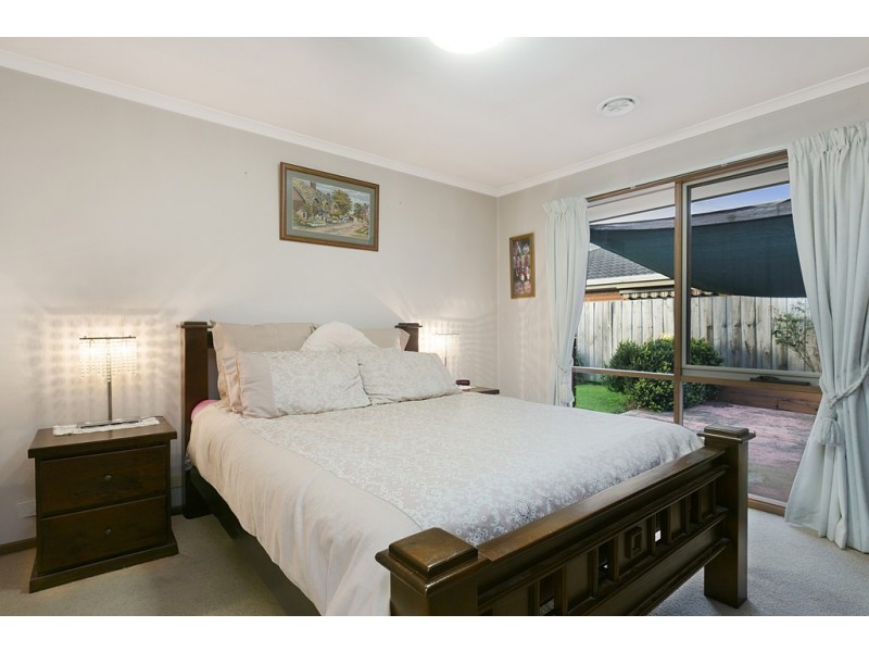 3 Flax Court, Cranbourne North VIC 3977