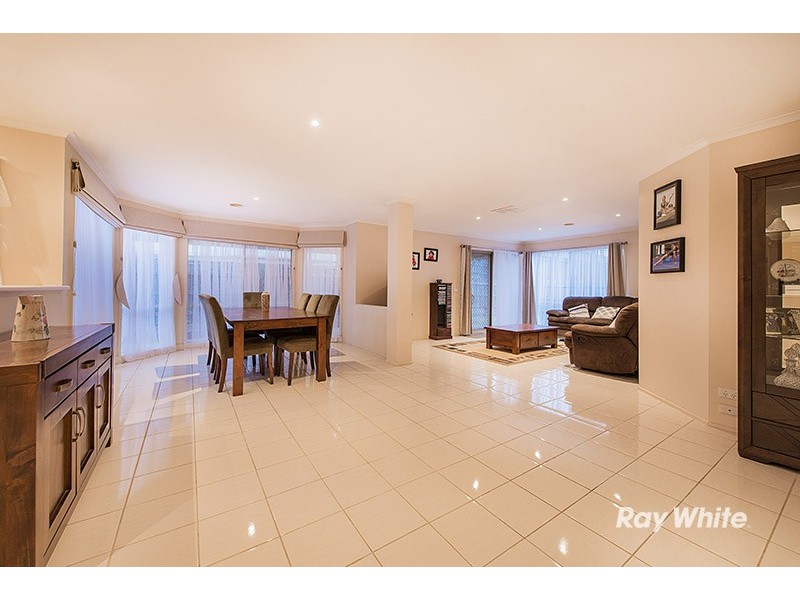 10 Yoni Court, Hallam VIC 3803