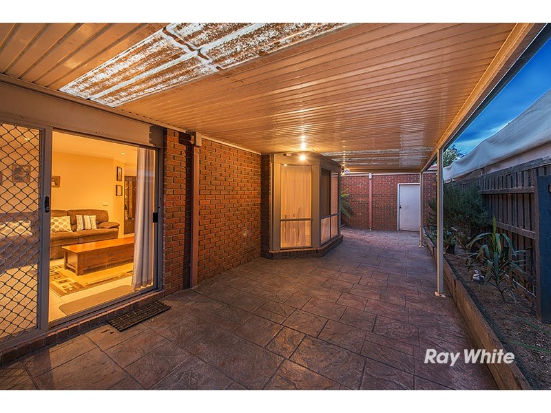 10 Yoni Court, Hallam VIC 3803