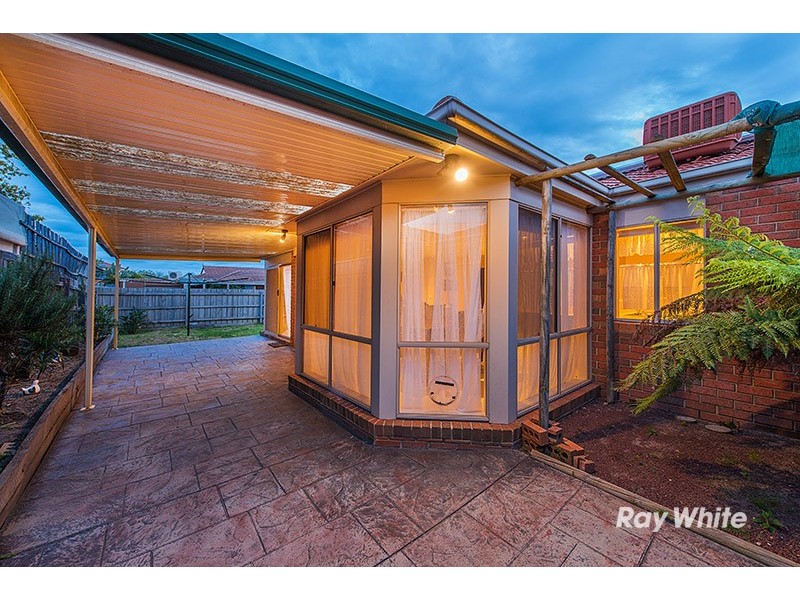 10 Yoni Court, Hallam VIC 3803