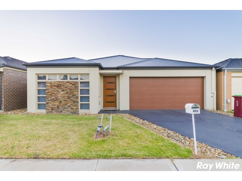 26 Davenport Crescent, Cranbourne West VIC 3977