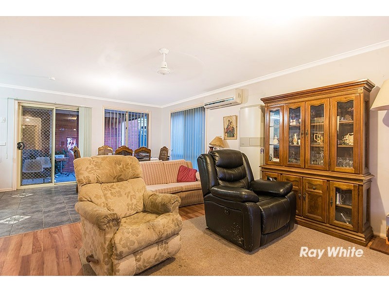 2/14 Duff Street, Cranbourne VIC 3977