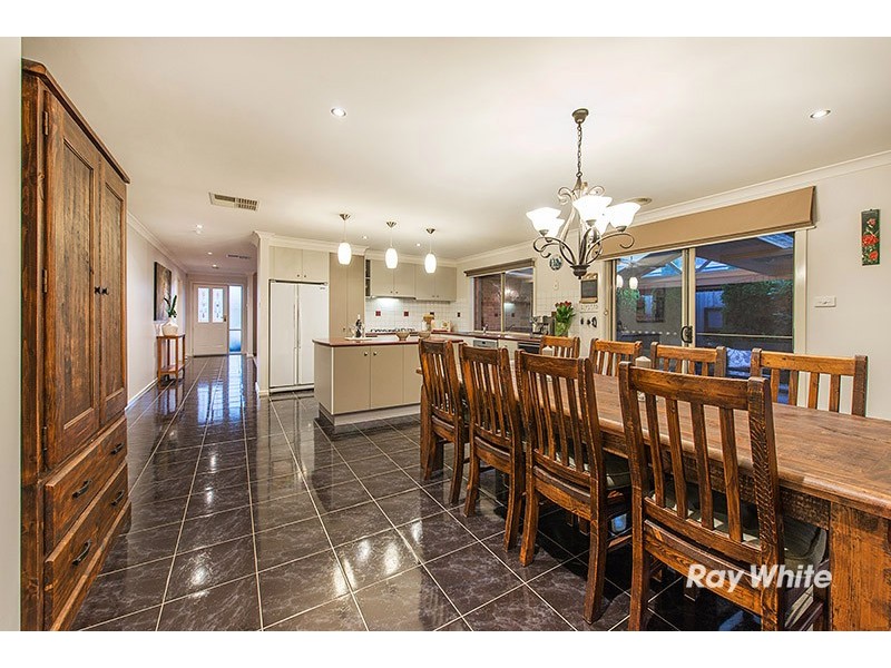 66 Ferndown Drive, Cranbourne VIC 3977