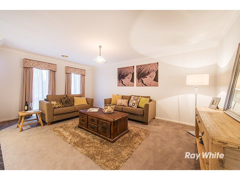 66 Ferndown Drive, Cranbourne VIC 3977