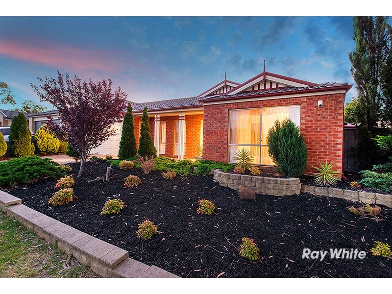 66 Ferndown Drive, Cranbourne VIC 3977