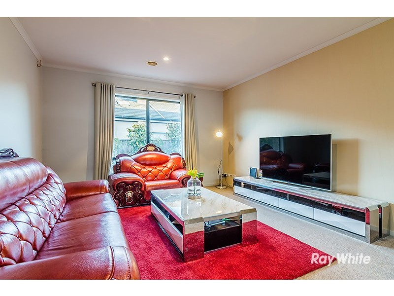 6 Wild Sage Court, Lyndhurst VIC 3975