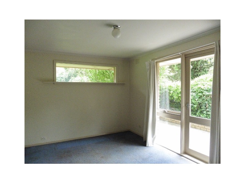 19 Collison Road, Cranbourne East VIC 3977