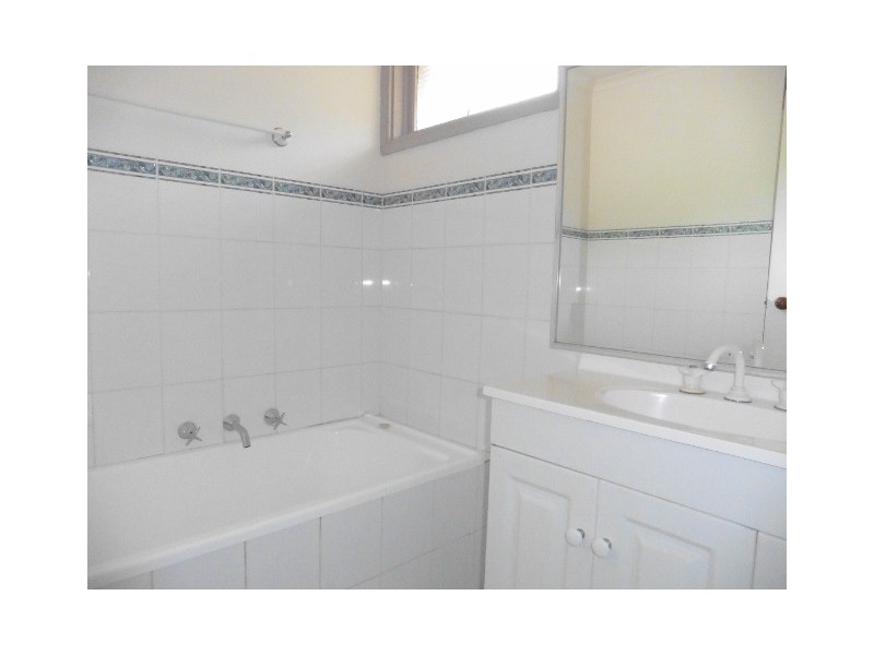 19 Collison Road, Cranbourne East VIC 3977