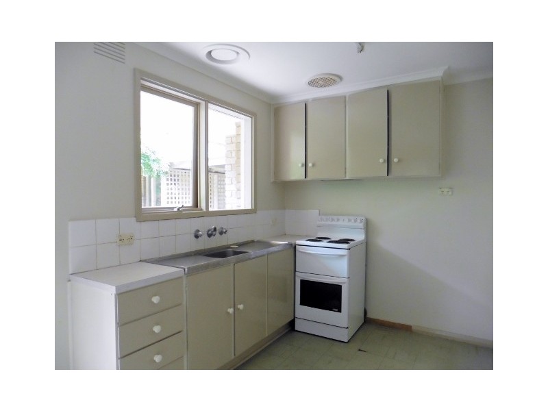 19 Collison Road, Cranbourne East VIC 3977