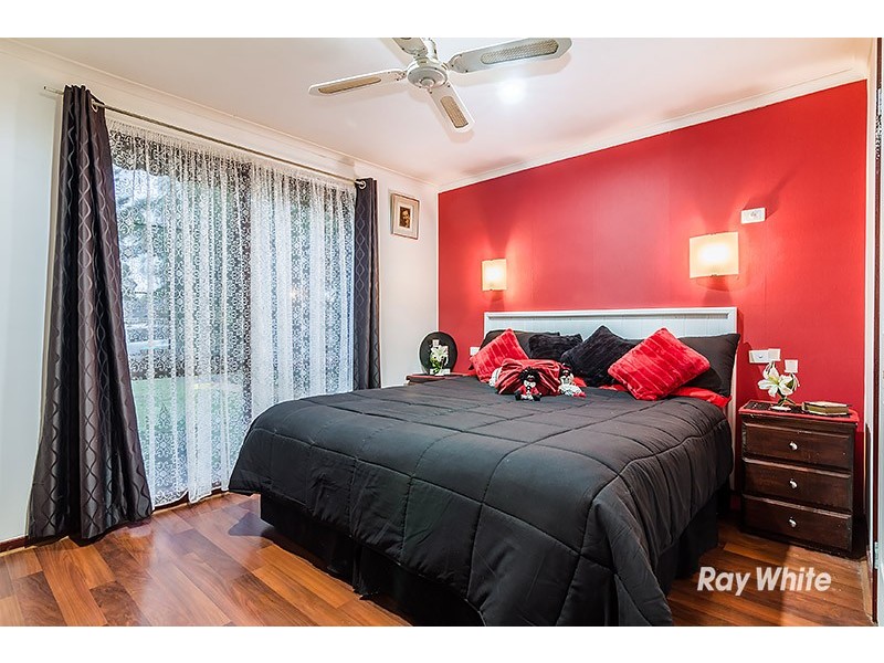 14 Ferncroft Court, Cranbourne North VIC 3977