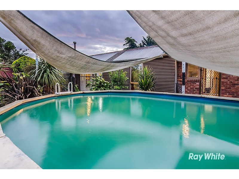 14 Ferncroft Court, Cranbourne North VIC 3977