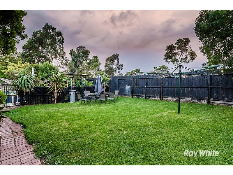 14 Ferncroft Court, Cranbourne North VIC 3977