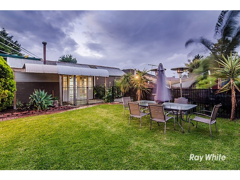 14 Ferncroft Court, Cranbourne North VIC 3977