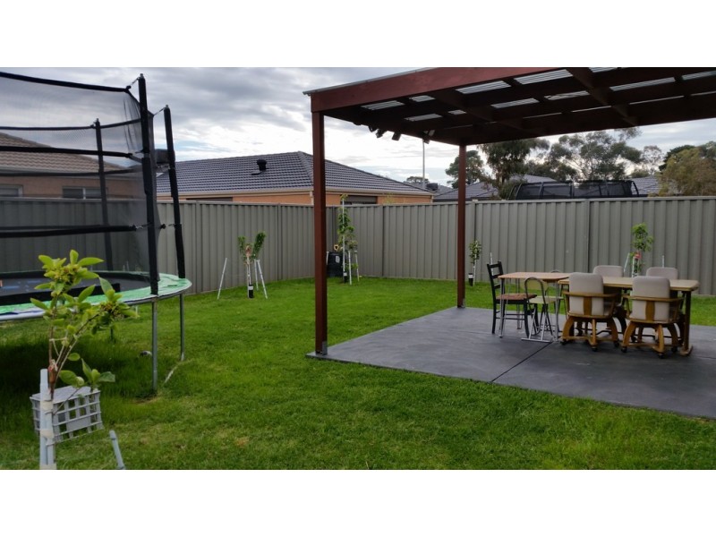 22 Chorus Way, Cranbourne East VIC 3977