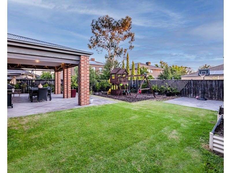 5 Caribbean Pine Court, Lyndhurst VIC 3975