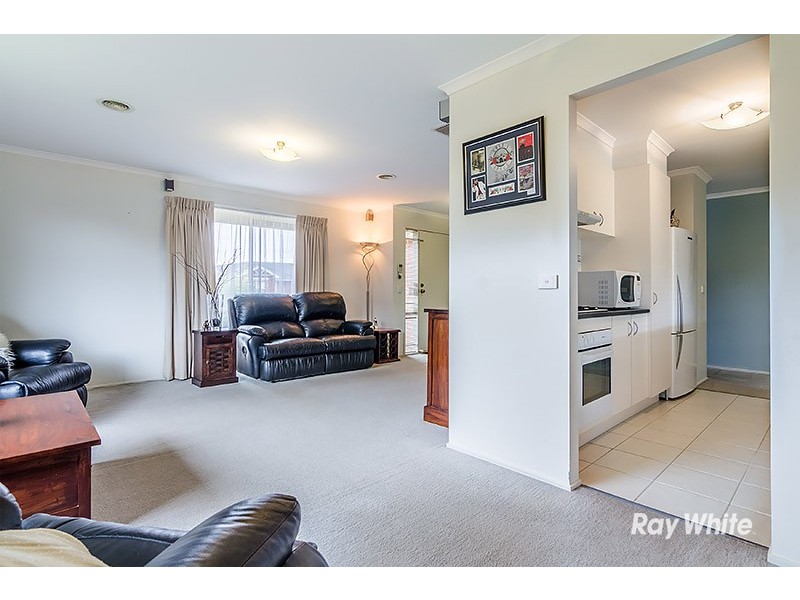 35 Genista Road, Cranbourne West VIC 3977