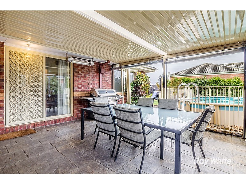 35 Genista Road, Cranbourne West VIC 3977